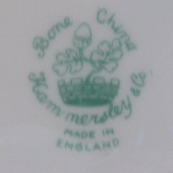 Hammersley Lily of the Valley Tea Cup and Saucer, Signed E. Tipping, Gilt I251 - Picture 9 of 9